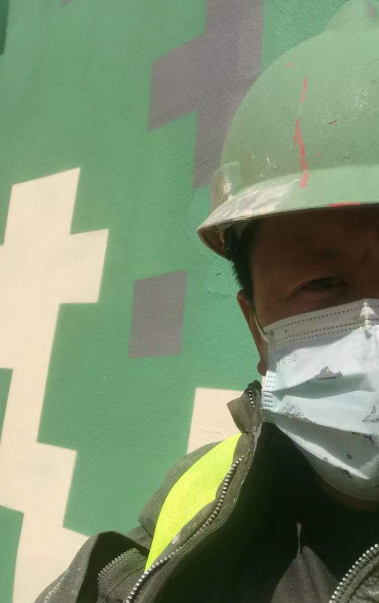 济源迷彩漆未完全固化；